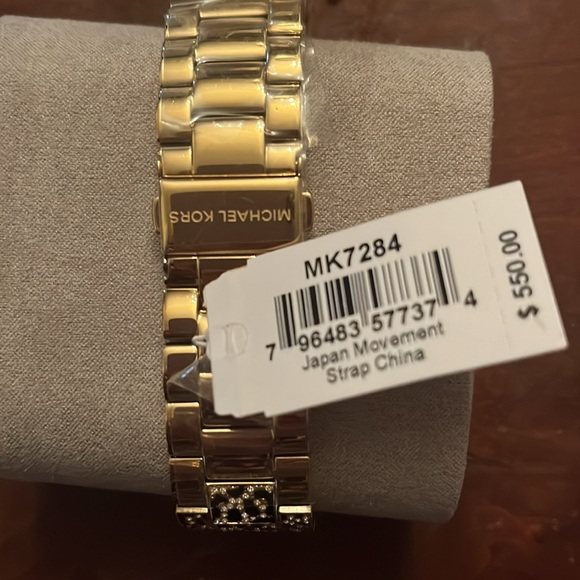 Michael Kors Animal Print Watch - Picture 2 of 4